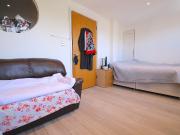 3 Bedroom Flat House to Rent