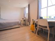 3 Bedroom Flat House to Rent