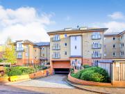 3 Bedroom Flat House to Rent