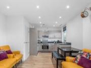 3 Bedroom flat in Colindale
