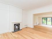 3 Bedroom Flat To Let
