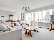3 Bedroom Flat To Let