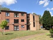 3 bedroom Flat To Let