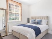 3 bedroom flat to rent