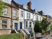 3 bedroom flat to rent