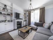 3 bedroom flat to rent