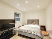 3 bedroom flat to rent