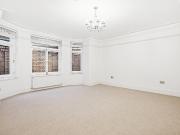 3 bedroom flat to rent