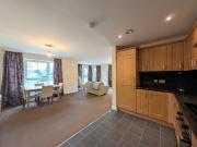 3 bedroom flat to rent