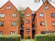 3 bedroom flat to rent