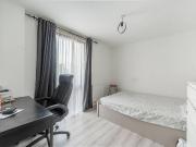 3 bedroom flat to rent