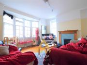 3 bedroom flat to rent