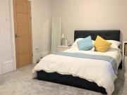 3 bedroom flat to rent