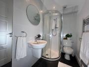 3 bedroom flat to rent