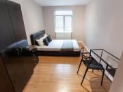 3 bedroom flat to rent