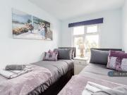 3 bedroom flat to rent