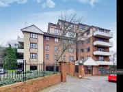 3 bedroom flat to rent