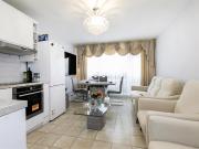 3 bedroom flat to rent
