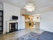 3 bedroom flat to rent