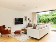 3 bedroom flat to rent