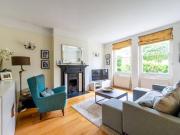 3 bedroom flat to rent