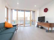 3 bedroom flat to rent