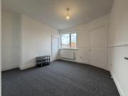 3 bedroom flat to rent