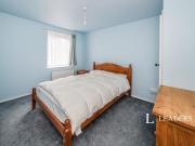 3 bedroom flat to rent