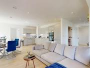 3 bedroom flat to rent