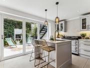 3 bedroom flat to rent