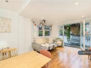 3 bedroom flat to rent