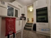 3 bedroom flat to rent