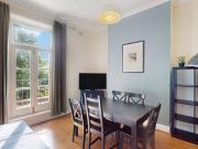 3 bedroom flat to rent