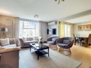 3 bedroom flat to rent