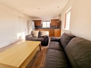 3 bedroom flat to rent