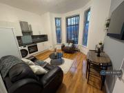 3 bedroom flat to rent