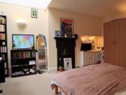 3 bedroom flat to rent