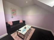 3 bedroom flat to rent