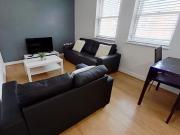 3 bedroom flat to rent