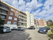 3 bedroom flat to rent