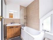 3 bedroom flat to rent