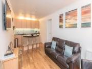 3 bedroom flat to rent