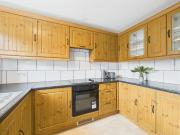 3 bedroom flat to rent