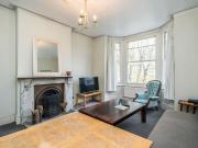 3 bedroom flat to rent