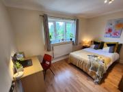 3 bedroom flat to rent