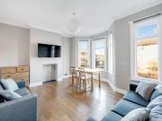 3 bedroom flat to rent