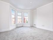 3 bedroom flat to rent