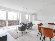 3 bedroom flat to rent