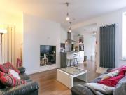 3 bedroom flat to rent