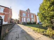 3 bedroom flat to rent